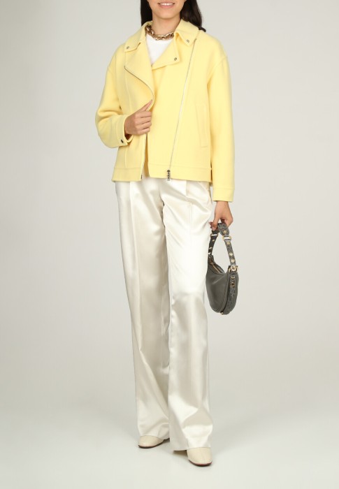 куртка  от бренда herno вид слева