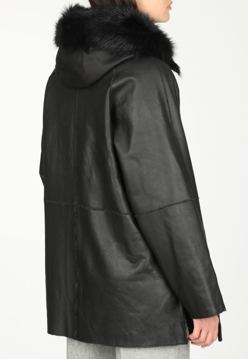 куртка  из дании вид сбоку