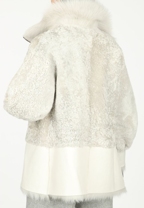 Продукция для женщин фото