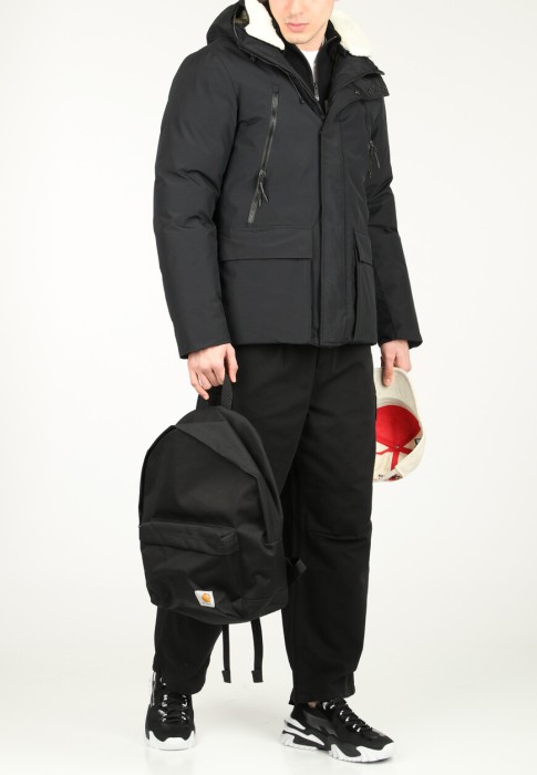 куртка  по цене 73430 руб вид справа