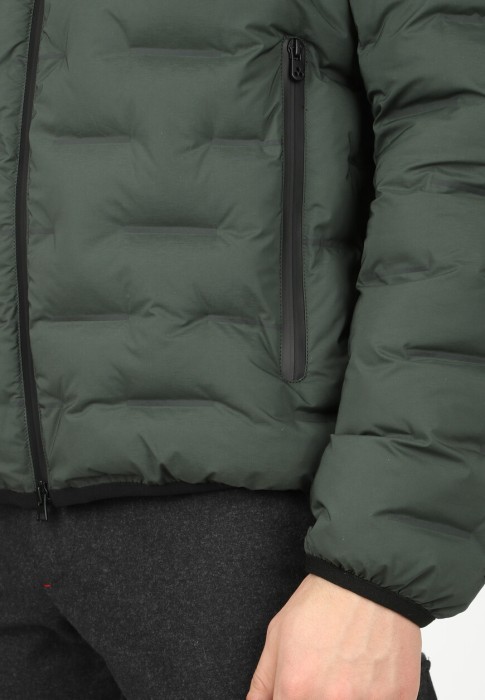 куртка  из проверенных материалов спереди