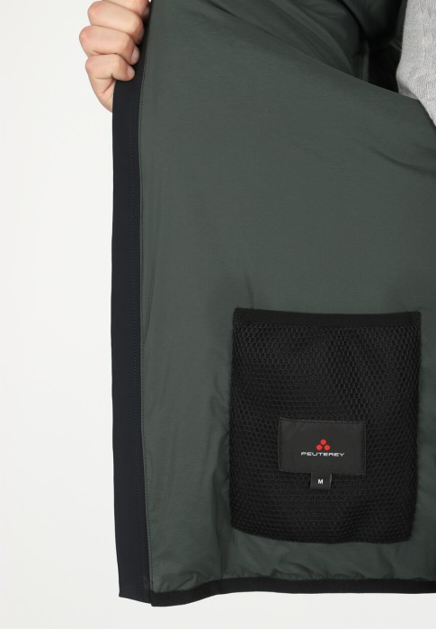 куртка  для взрослого возраста с изнаночной стороны