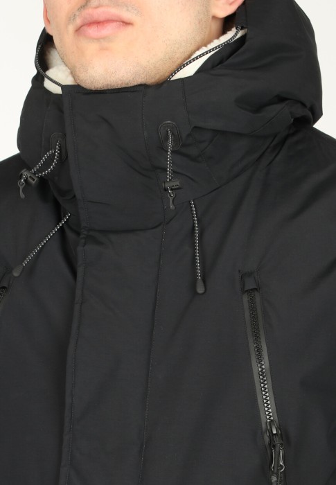 куртка  из проверенных материалов спереди