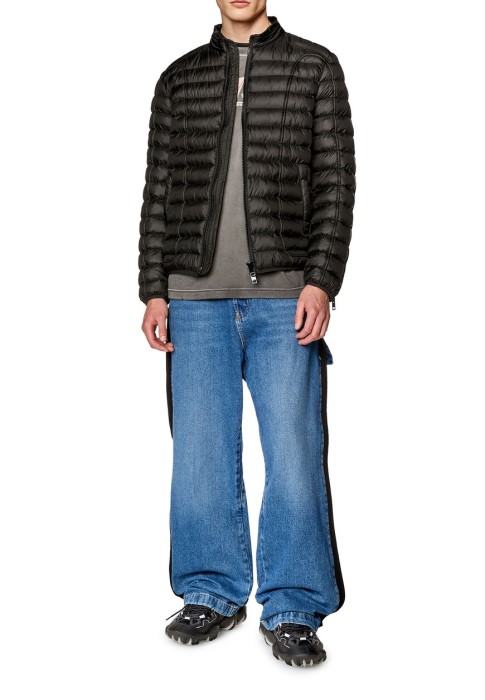 куртка  от бренда diesel вид слева