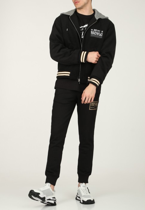 куртка  по цене 116450 руб вид справа