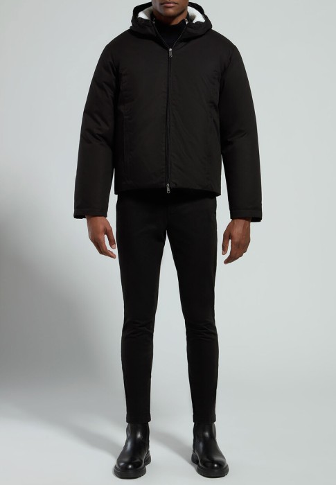 куртка  по цене 97550 руб вид справа