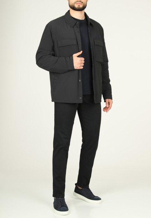 куртка  по цене 52240 руб вид справа