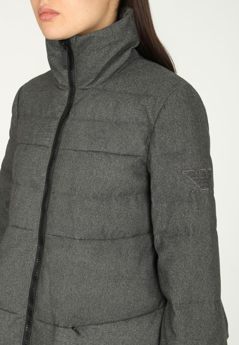 куртка  универсального стиля с лицевой стороны