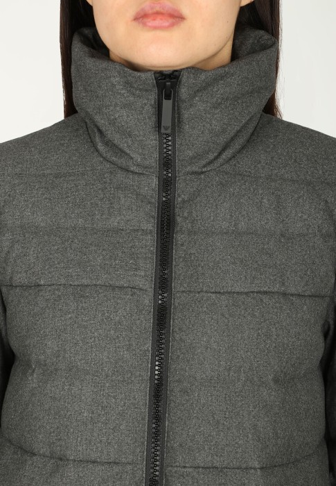 куртка  для взрослого возраста с изнаночной стороны