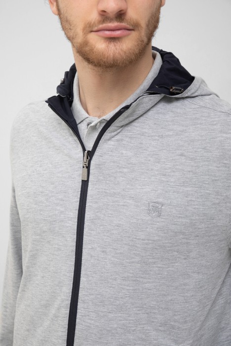 куртка  для взрослого возраста с изнаночной стороны