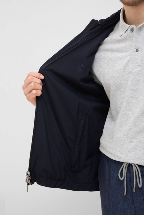 куртка  на сезон этого года фотография