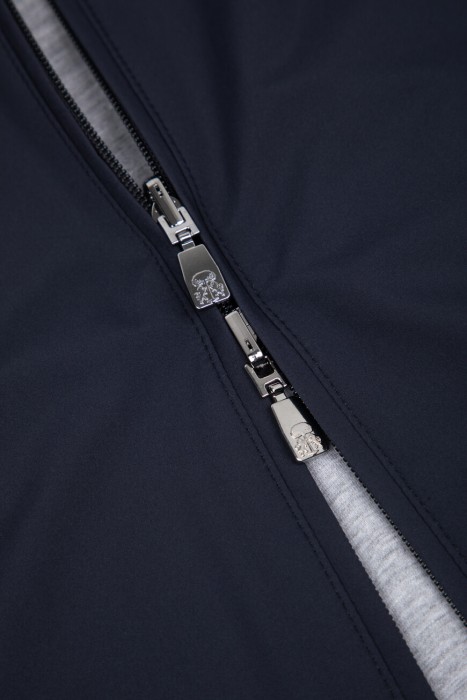 куртка  вид справа