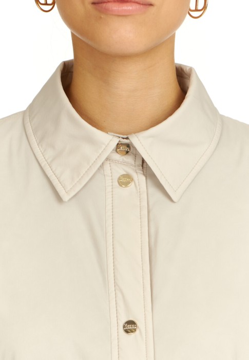 Продукция для женщин фото