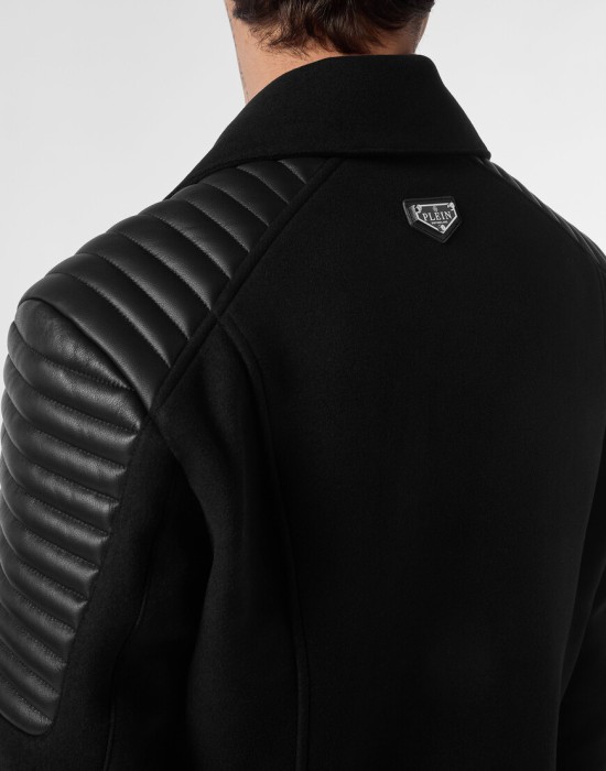 куртка  из проверенных материалов спереди