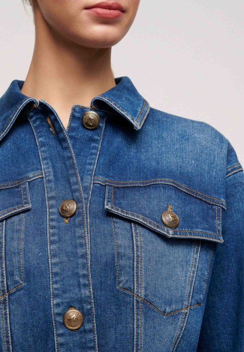 куртка  из проверенных материалов спереди