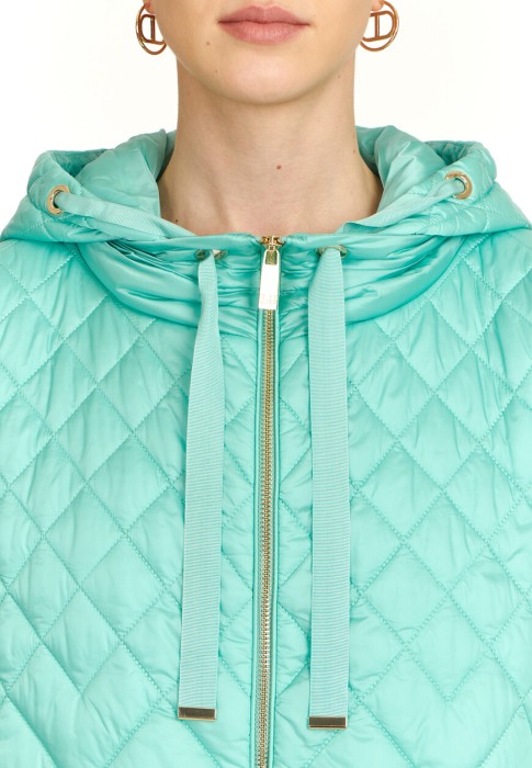 куртка  из проверенных материалов спереди