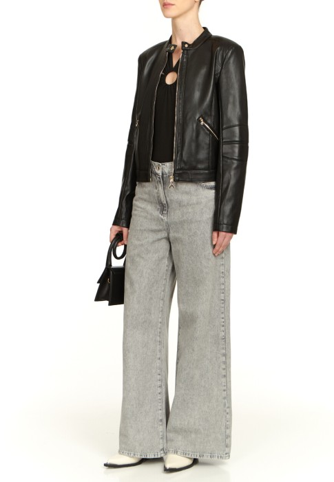 куртка  по цене 31710 руб вид справа