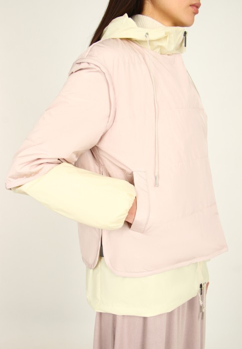 Продукция для женщин фото