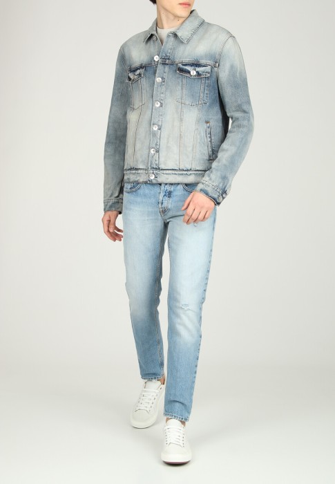 куртка  по цене 78330 руб вид справа