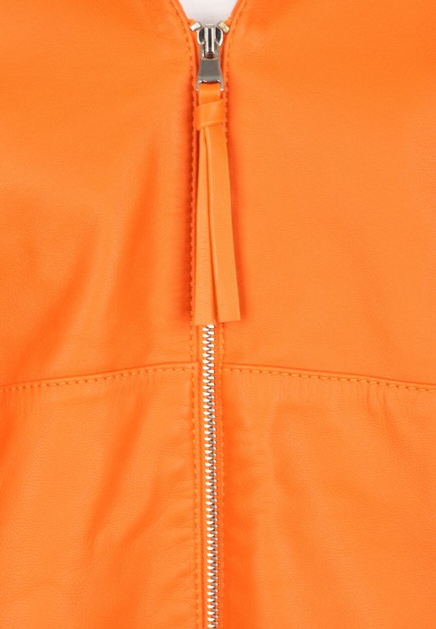 Продукция для женщин фото