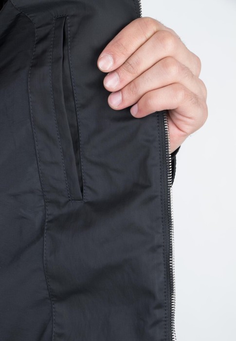 куртка  из проверенных материалов спереди