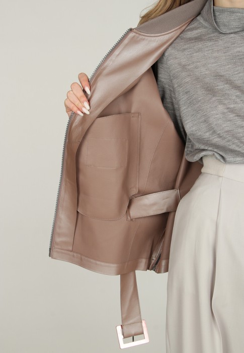 куртка  из проверенных материалов спереди