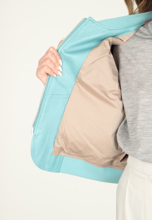 Продукция для женщин фото