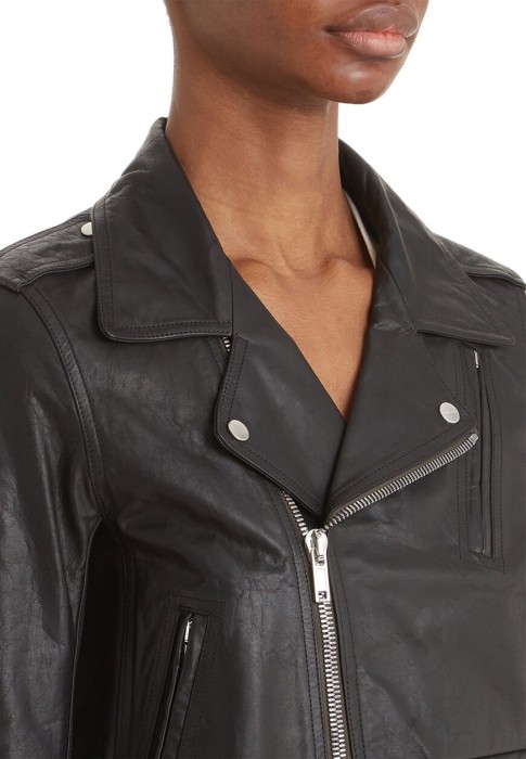 куртка  из проверенных материалов спереди