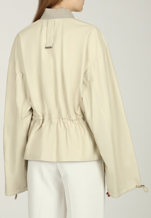 куртка  из италии вид сбоку