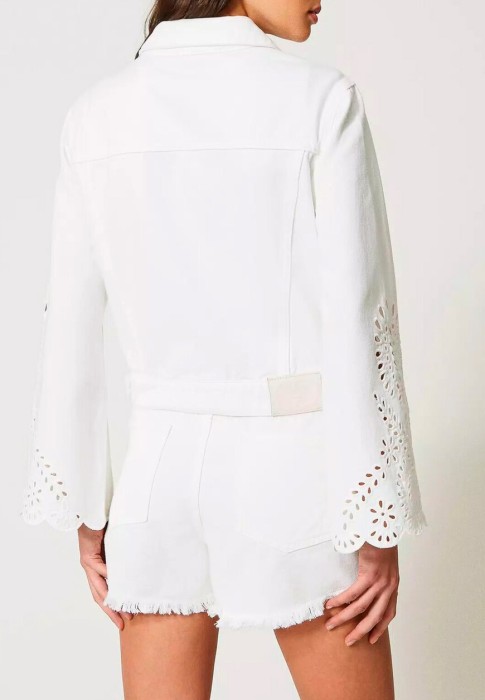 куртка  по цене 31430 руб вид справа