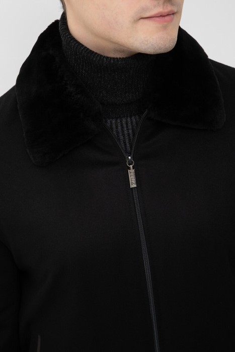 куртка  из италии вид сбоку