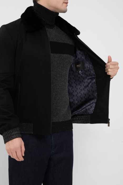 куртка  из кожи спереди