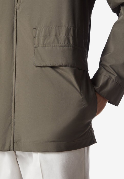 куртка  из проверенных материалов спереди