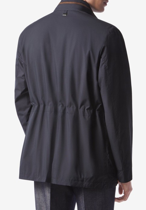 куртка  из италии вид сбоку