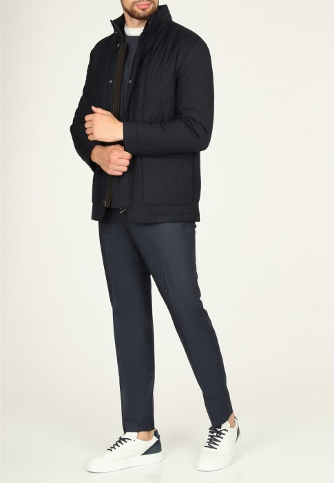 куртка  по цене 78540 руб вид справа