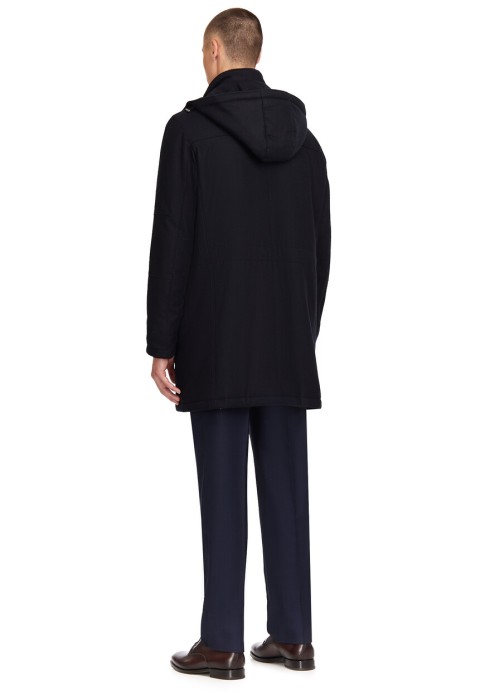 Товар синего цвета с внутренней стороны