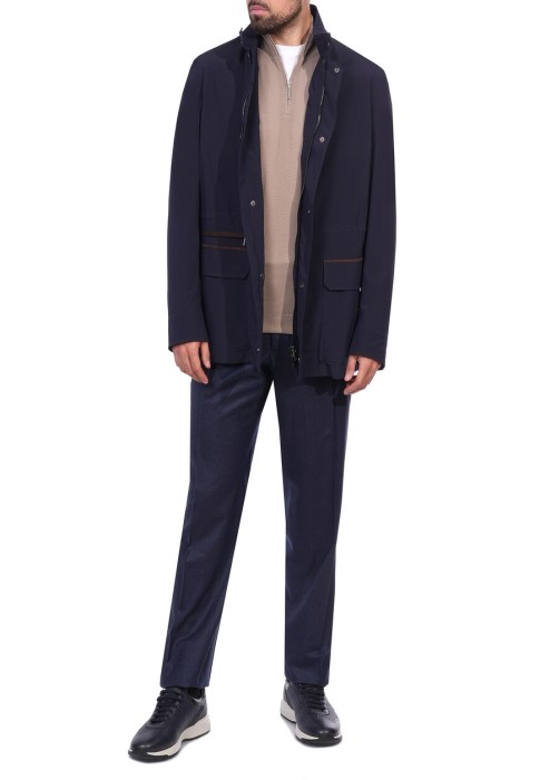 куртка  по цене 112740 руб вид справа