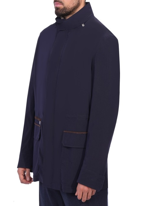 Товар синего цвета с внутренней стороны