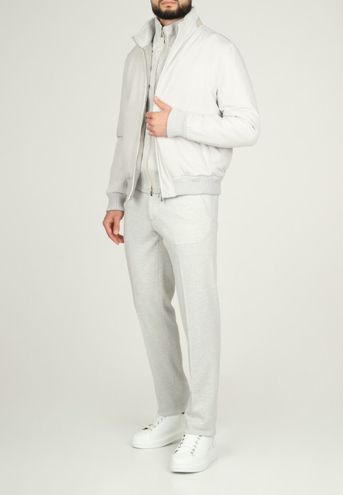 куртка  по цене 236215 руб вид справа