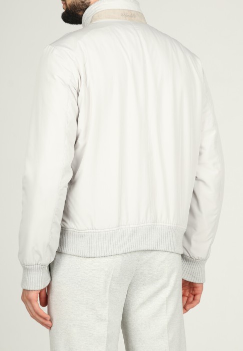 куртка  из италии вид сбоку