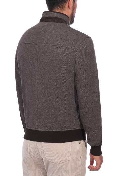 куртка  из проверенных материалов спереди