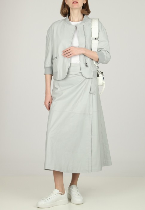 куртка  из италии вид сбоку