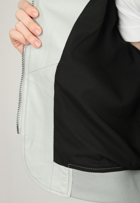 Продукция для женщин фото