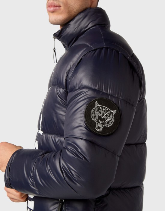 куртка  из проверенных материалов спереди