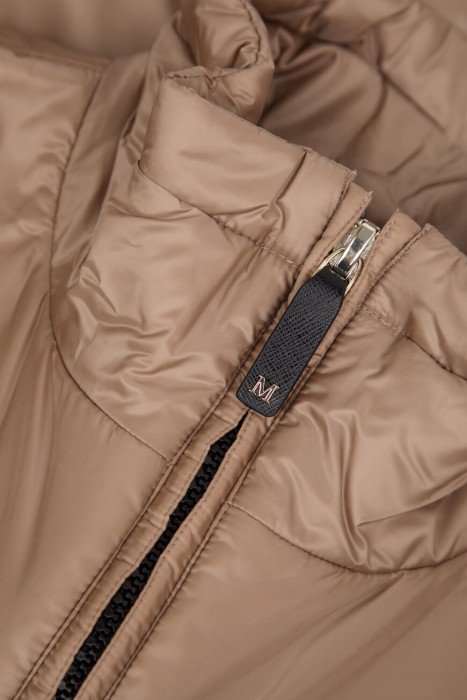 куртка  повседневного стиля с лицевой стороны