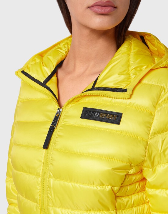 куртка  из проверенных материалов спереди