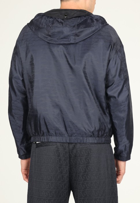 куртка  из италии вид сбоку