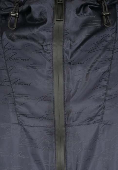 куртка  из проверенных материалов спереди