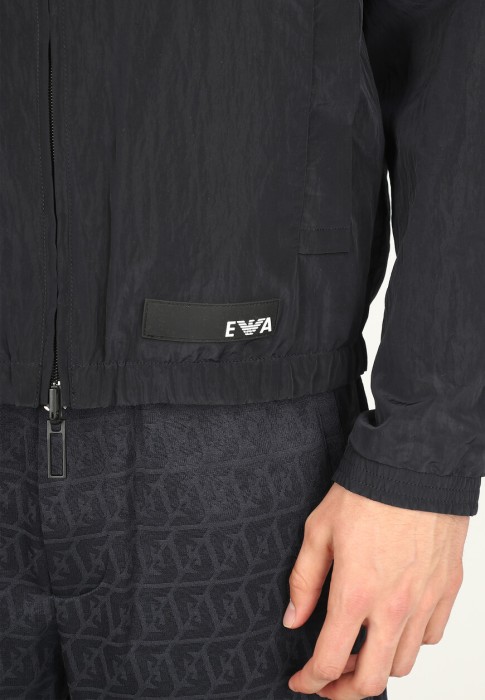 куртка  универсального стиля с лицевой стороны