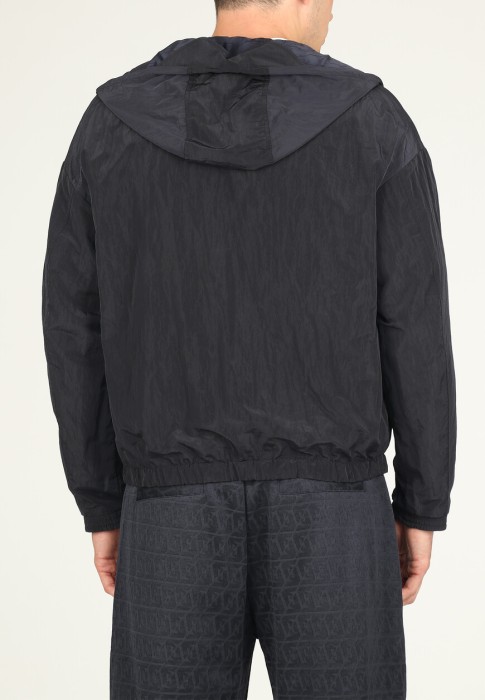 куртка  для взрослого возраста с изнаночной стороны